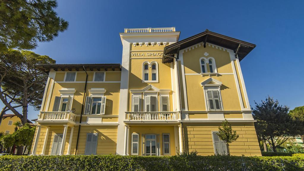 Hotel Ville Bianchi Grado Exteriör bild