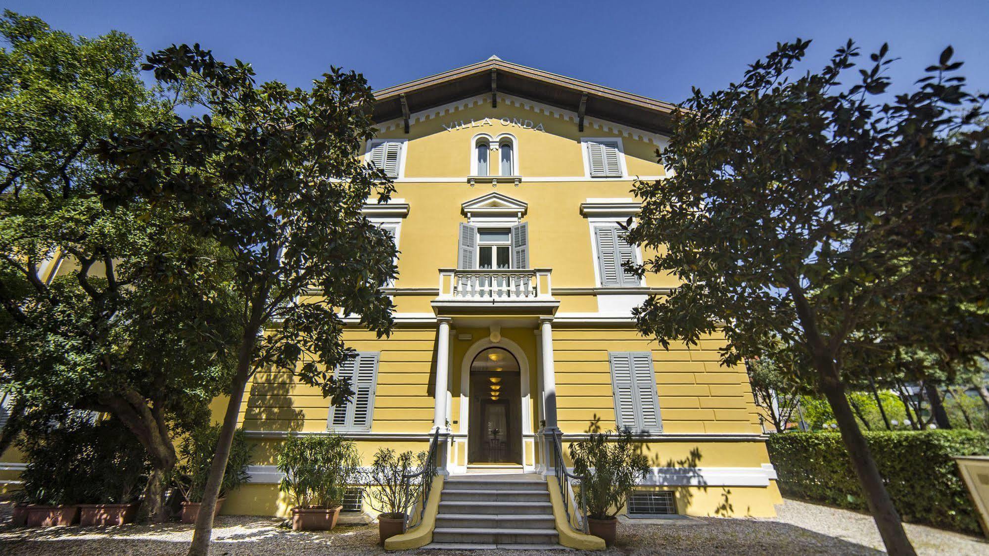 Hotel Ville Bianchi Grado Exteriör bild